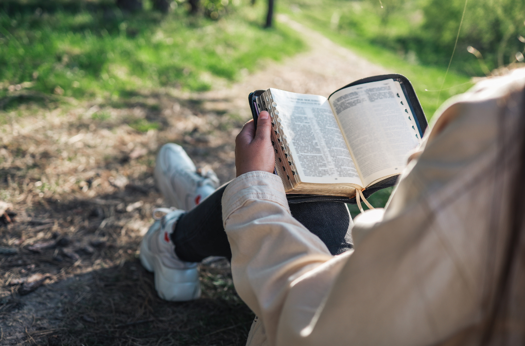 Prayer, A daily guide to draw near